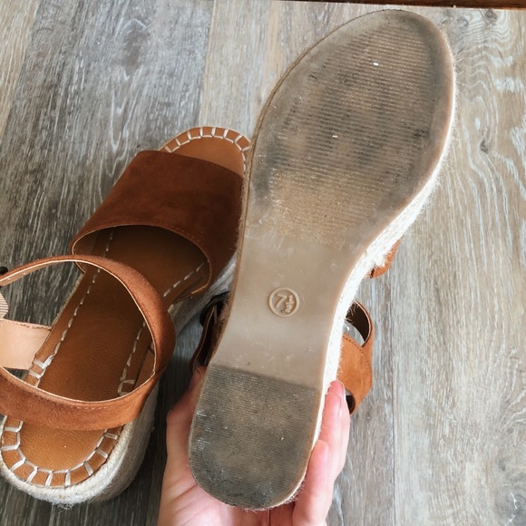 Universal Thread Wedges - Picture 6 of 6